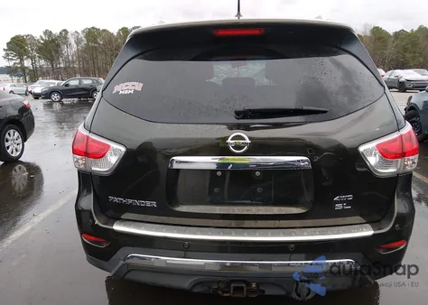 2015 Nissan Pathfinder Sl z USA, uszkodzony, nr VIN 5N1AR2MMXFC719276
